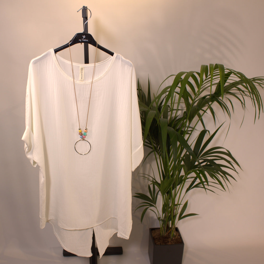 Long Shirt B + Kette weiss