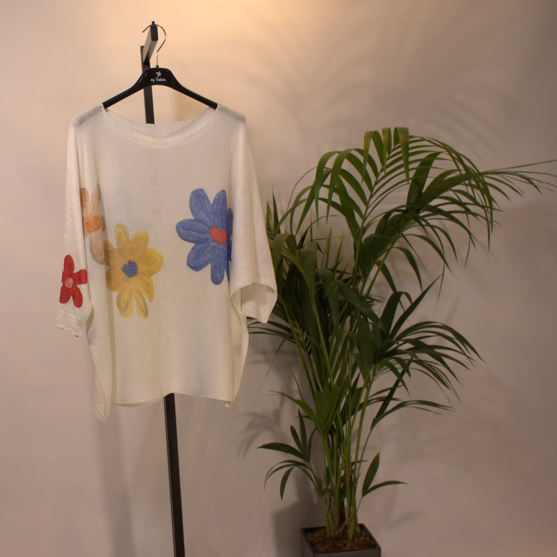 Blumenshirt E - weiss
