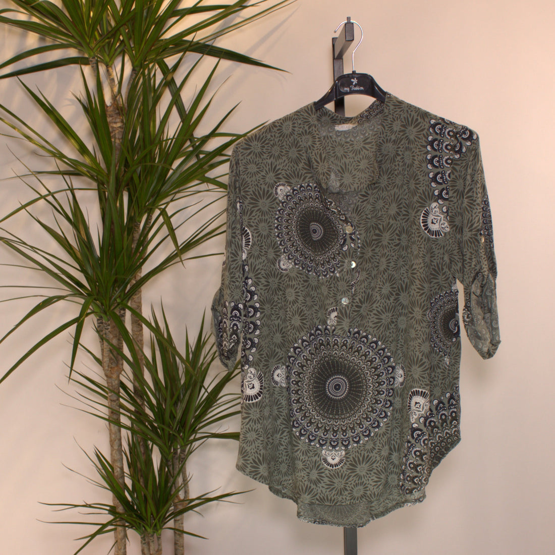 Blouse fantasy B - olive