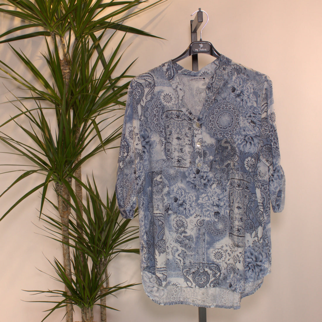 Bluse Fantasy A - hellblau