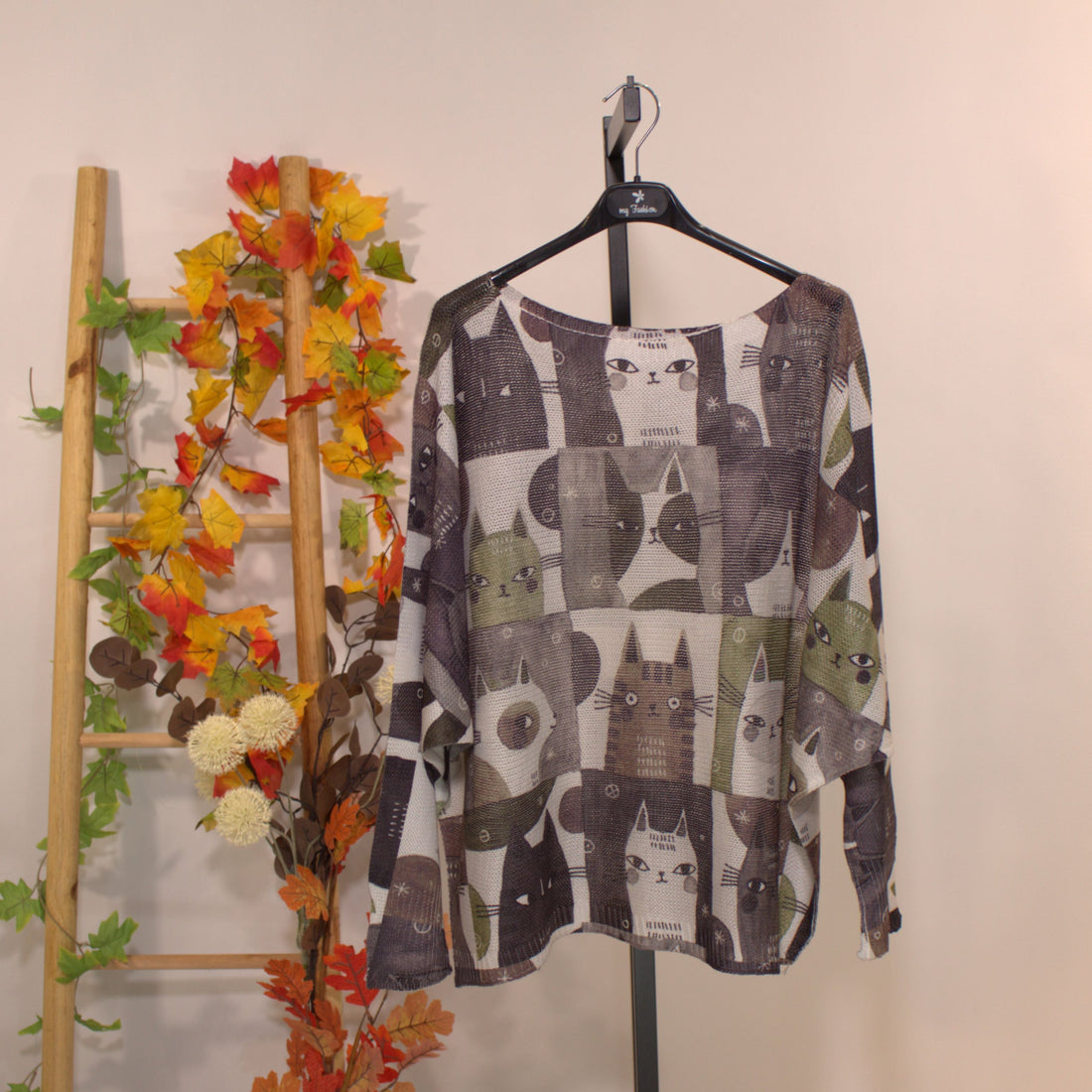 Cat Art Shirt E - Grey