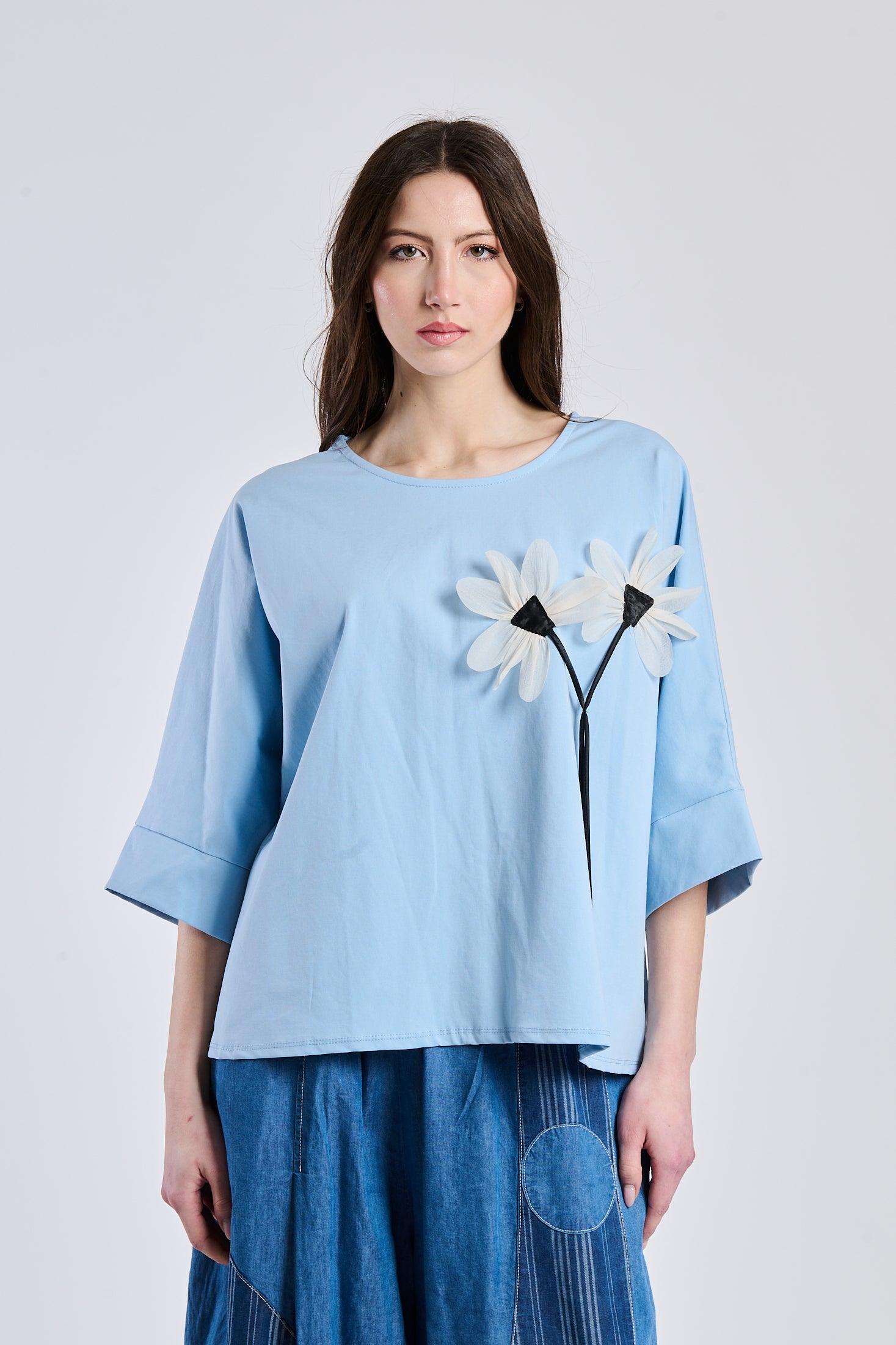 Flowershirt Charlotte - light blue