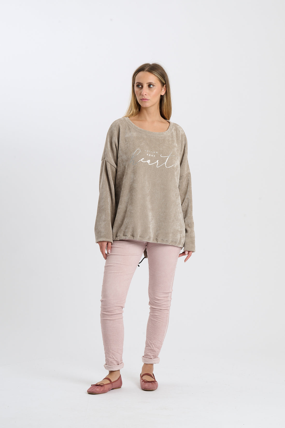 Pullover Follow Your Heart - Hellbraun