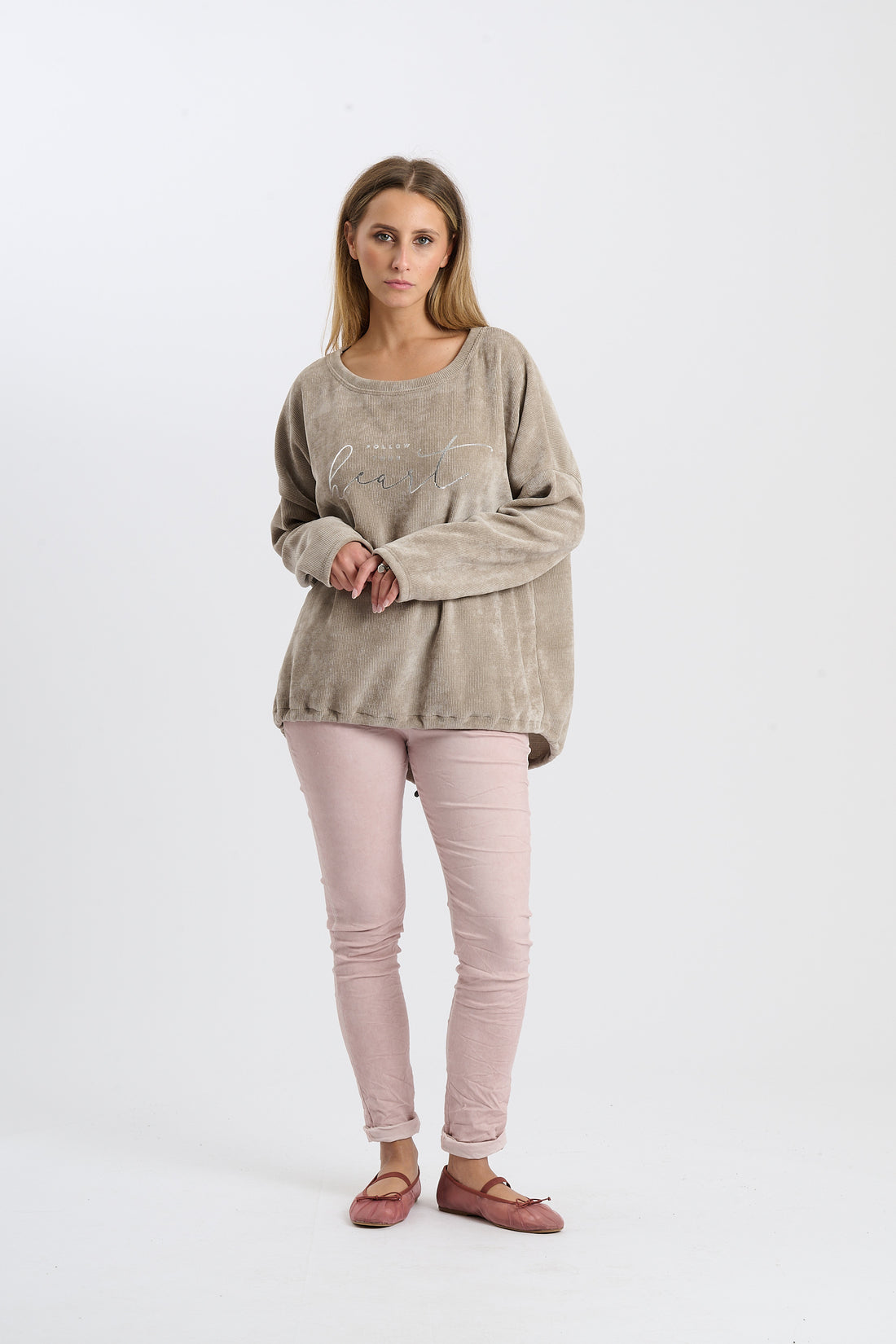 Pullover Follow Your Heart - Hellbraun