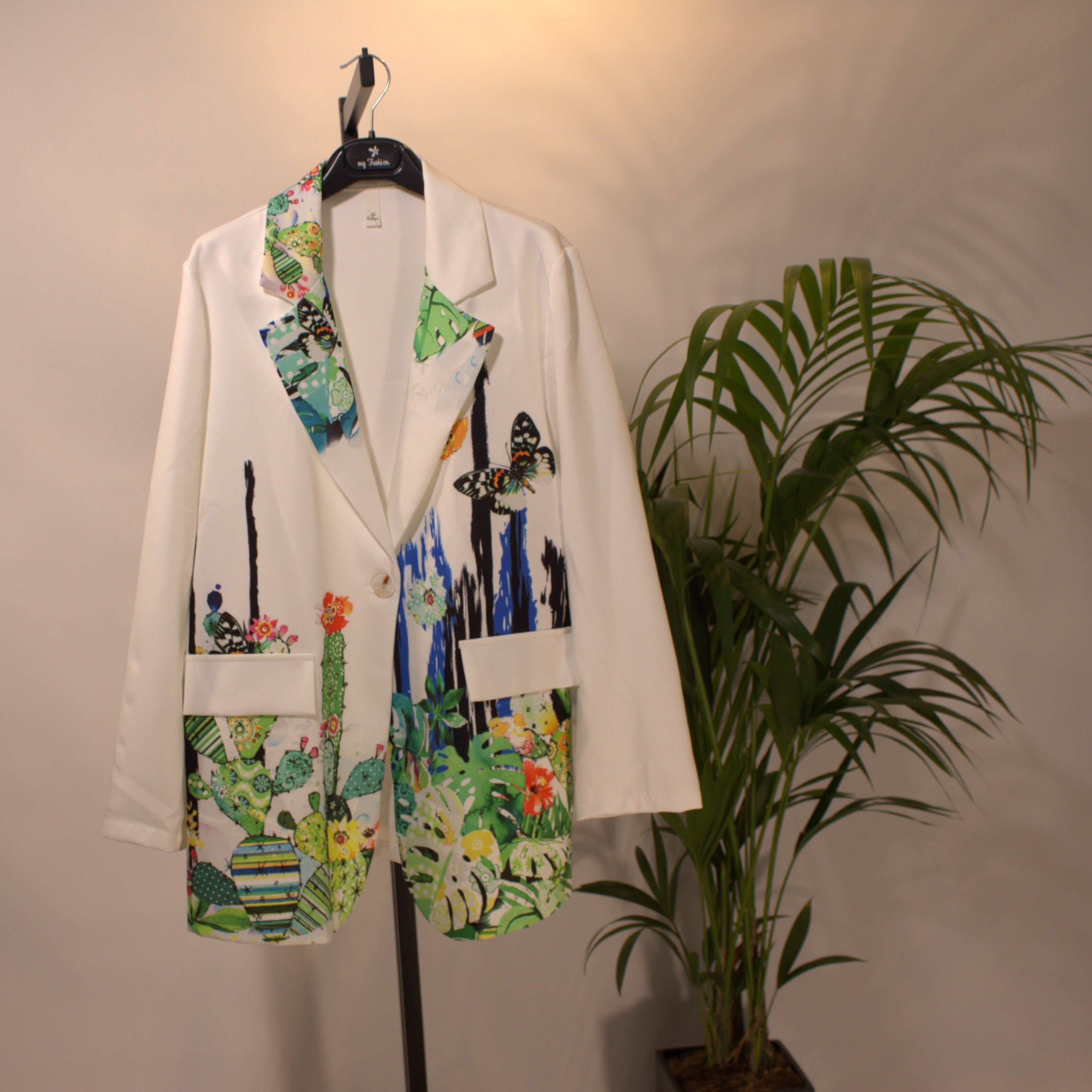 Blazer butterfly - white
