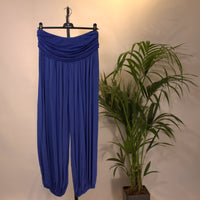 Harem simple blue
