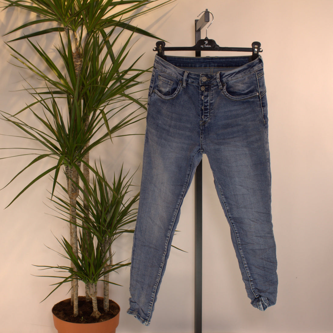 Jeans look trousers