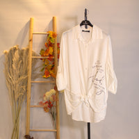 Blouse buttoned - White