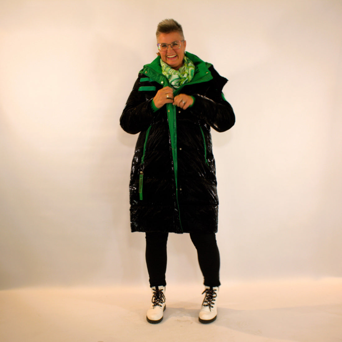 Pufferjacke Madona - Schwarzglanz L